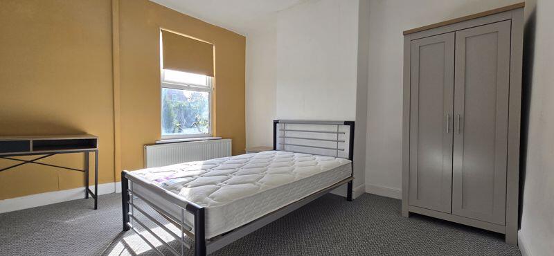 Main image of property: Beeston Road, Nottingham