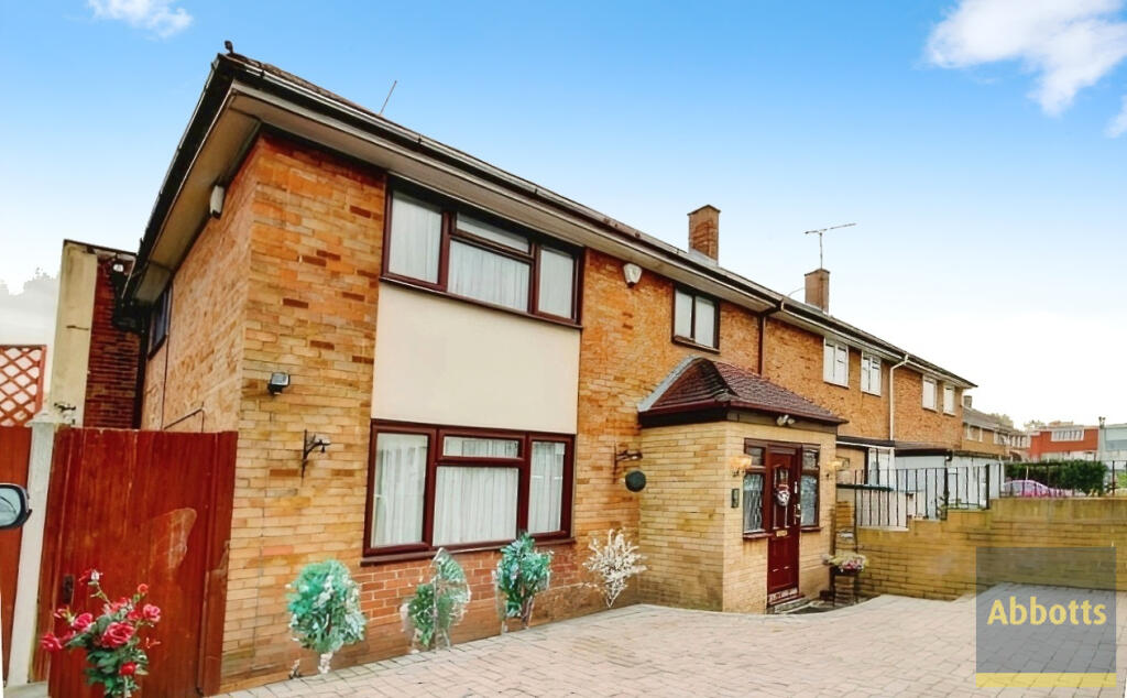 Main image of property: BARSTABLE WEST, BASILDON