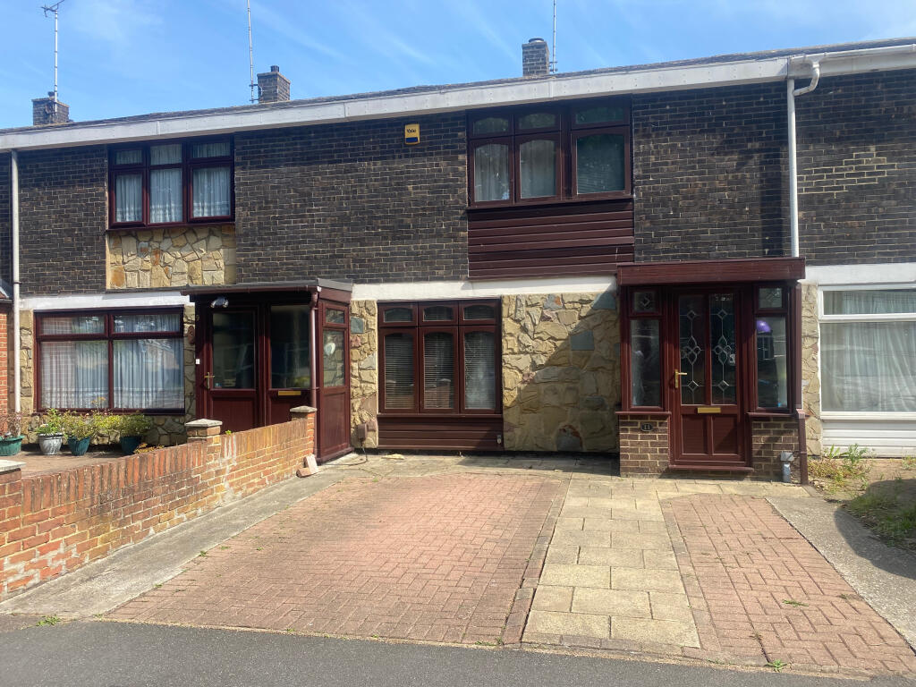 Main image of property: LEE CAHPEL NORTH, BASILDON