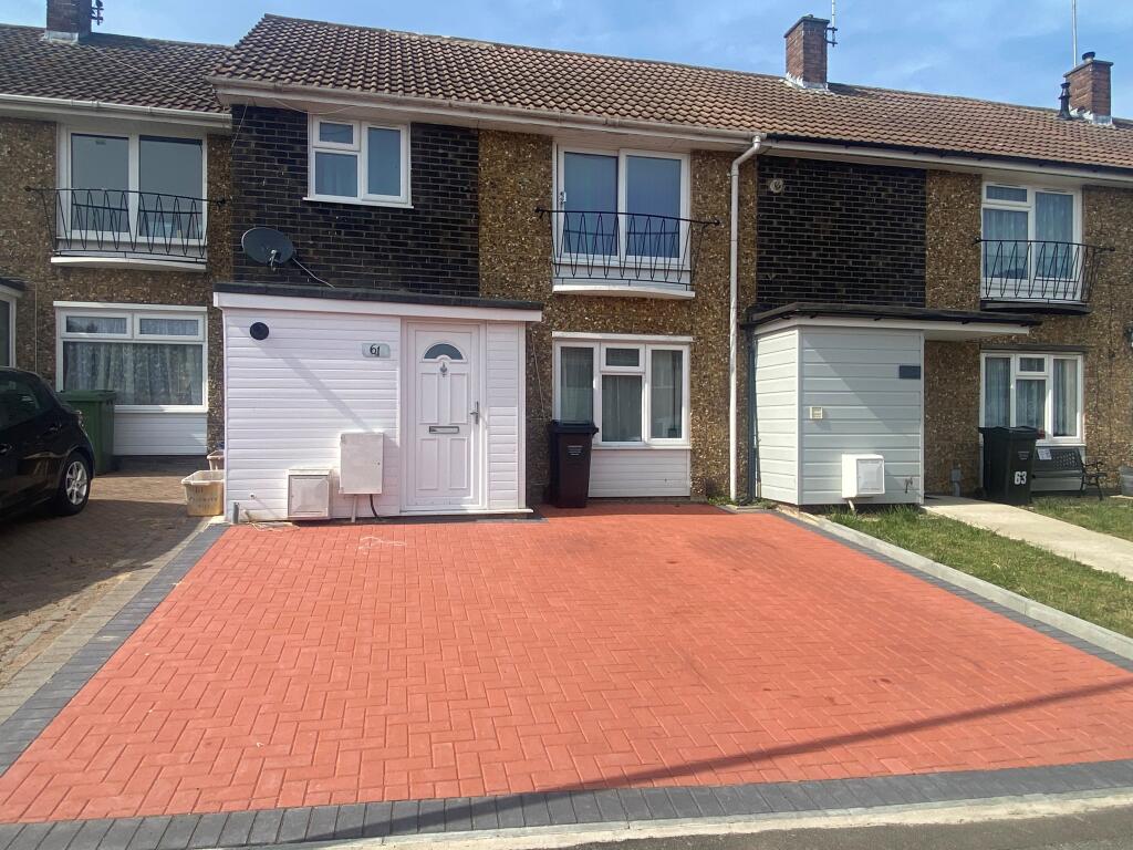 Main image of property: BARSTABLE WEST, BASILDON
