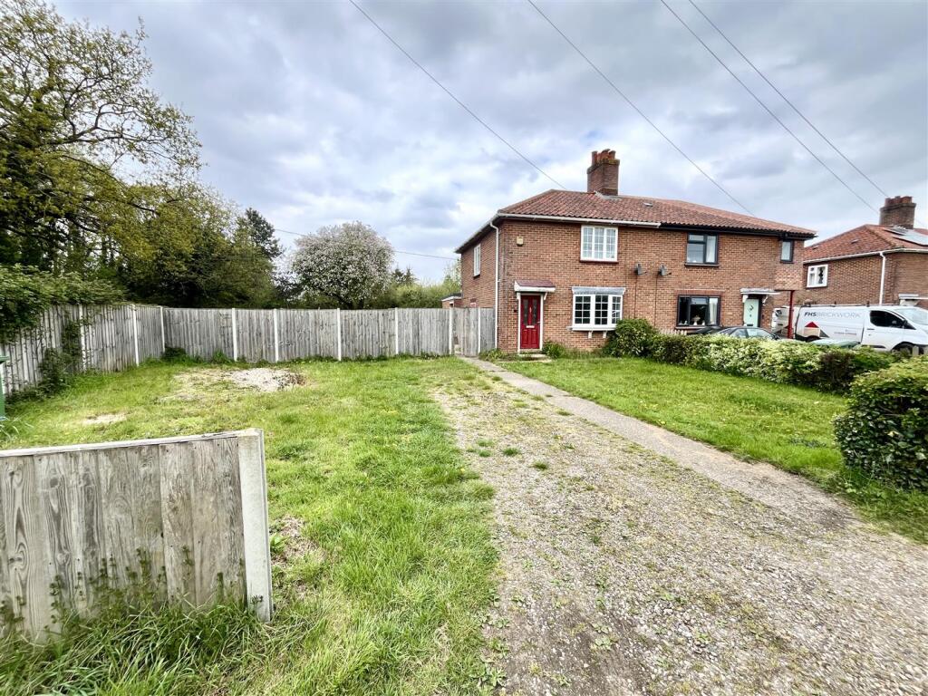 Main image of property: Common Road, Fundenhall