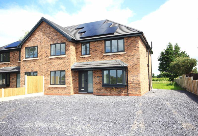 4 bedroom country house for sale in Wrenbury Frith, Wrenbury, CW5