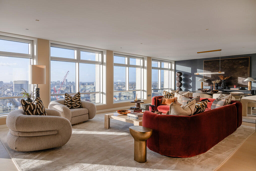 Main image of property: Centre Point Residences, St. Giles WC1