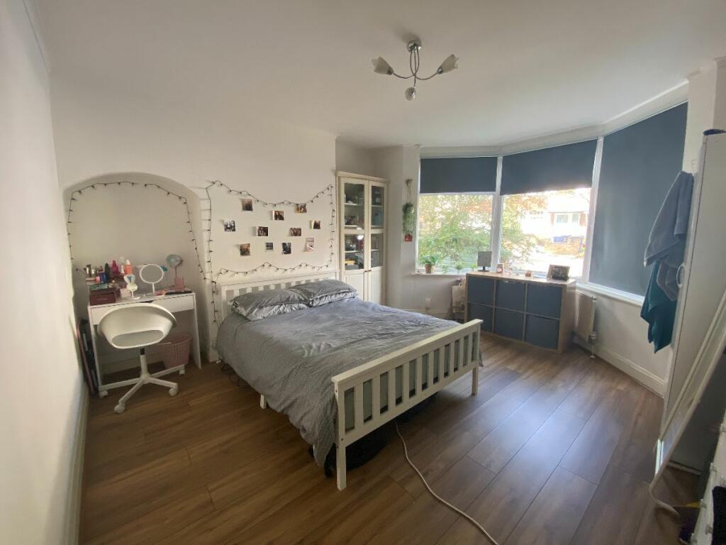 Main image of property: Room @ Court Way - Acton W3