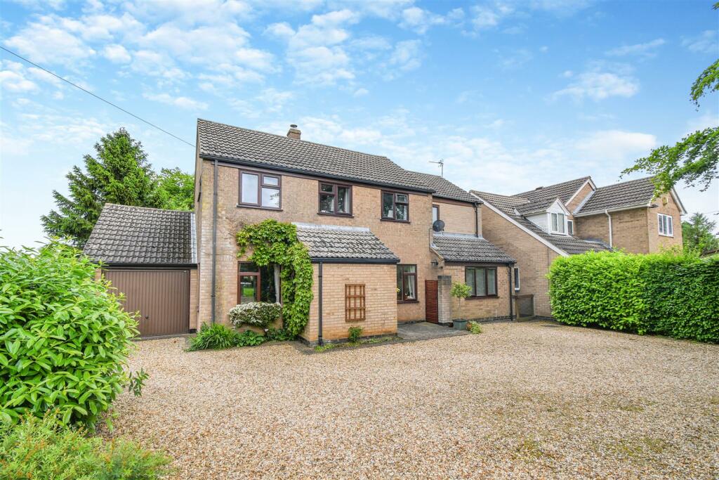 4 bedroom detached house for sale in Main Road, Barleythorpe, Rutland, LE15