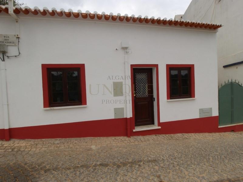 1 bedroom house for sale in Algarve, Budens, Portugal