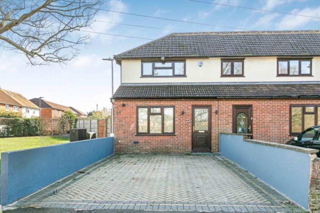 Main image of property: Kenilworth Drive, Borehamwood