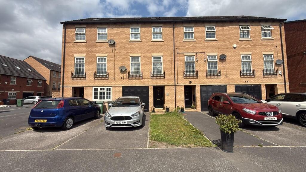 Main image of property: Broomer Street, Dewsbury