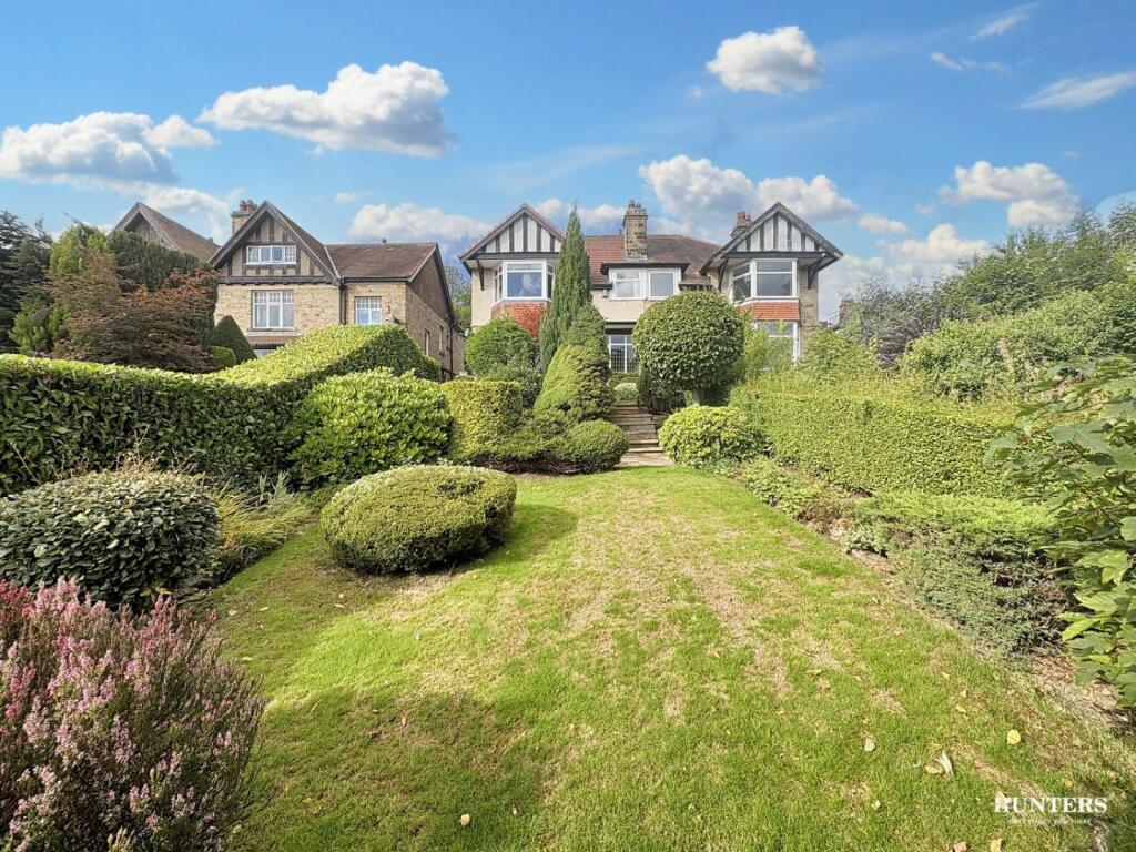 Main image of property: Upper Batley Low Lane, Batley