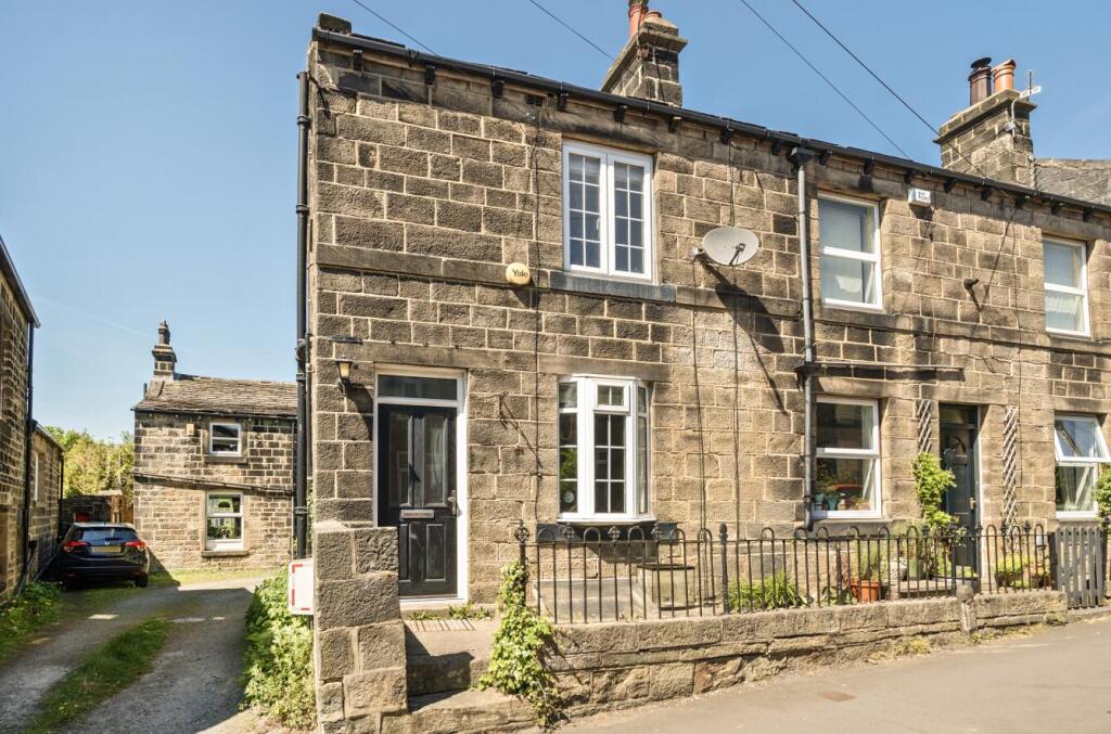Main image of property: Back Lane, Horsforth, LS18