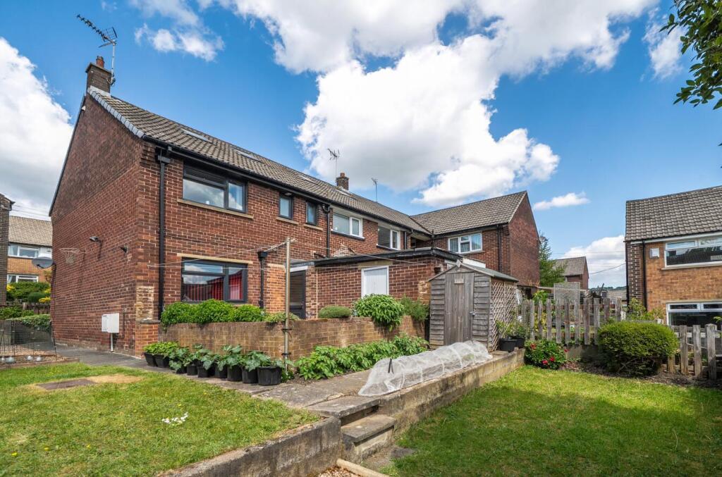 Main image of property: Broadgate Drive, Horsforth, LS18