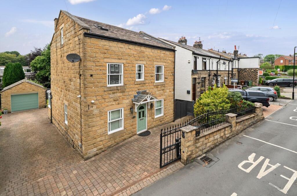 Main image of property: Back Lane, Horsforth, LS18