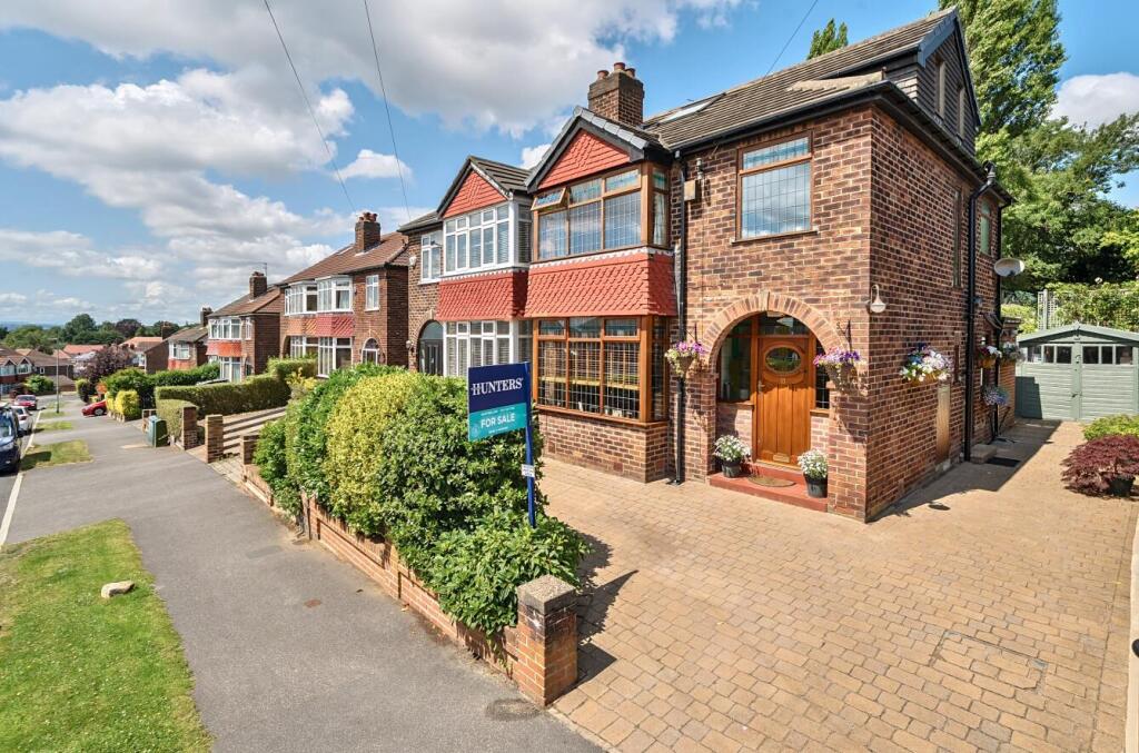 Main image of property: Spennithorne Drive, West Park, LS16