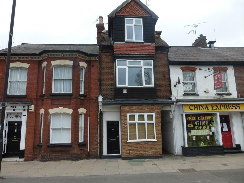 2 bedroom apartment for rent in High Street South, DUNSTABLE, LU6