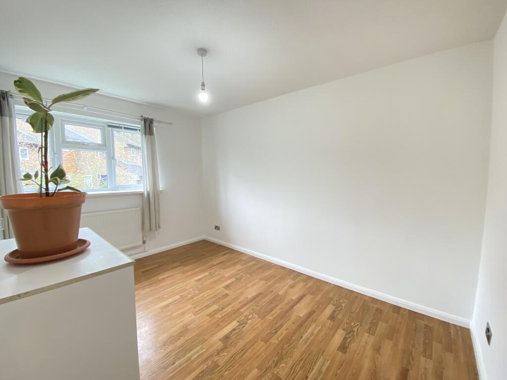 Main image of property: Spoondell, DUNSTABLE