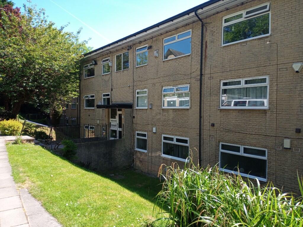 Main image of property: Links View, Hilton Lane, Manchester, Greater Manchester, M25