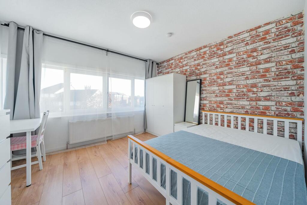 Additional property image - Belgrave Walk, Mitcham, CR4
