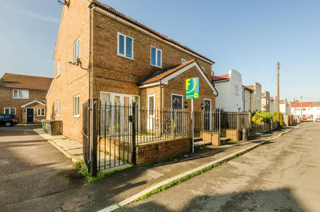 Additional property image - Taffy's How, Mitcham, CR4