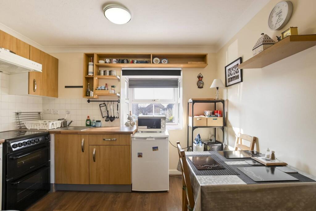 Main image of property: Silbury Avenue, Colliers Wood, Mitcham, CR4