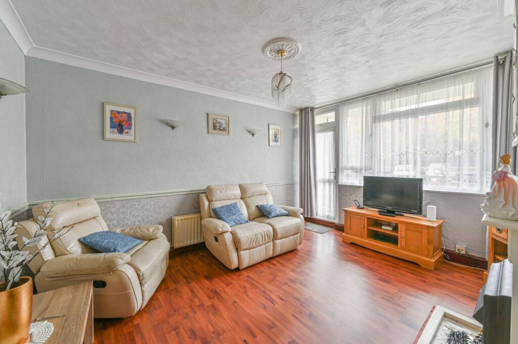 Main image of property: Strathdon Drive, Earlsfield, London, SW17