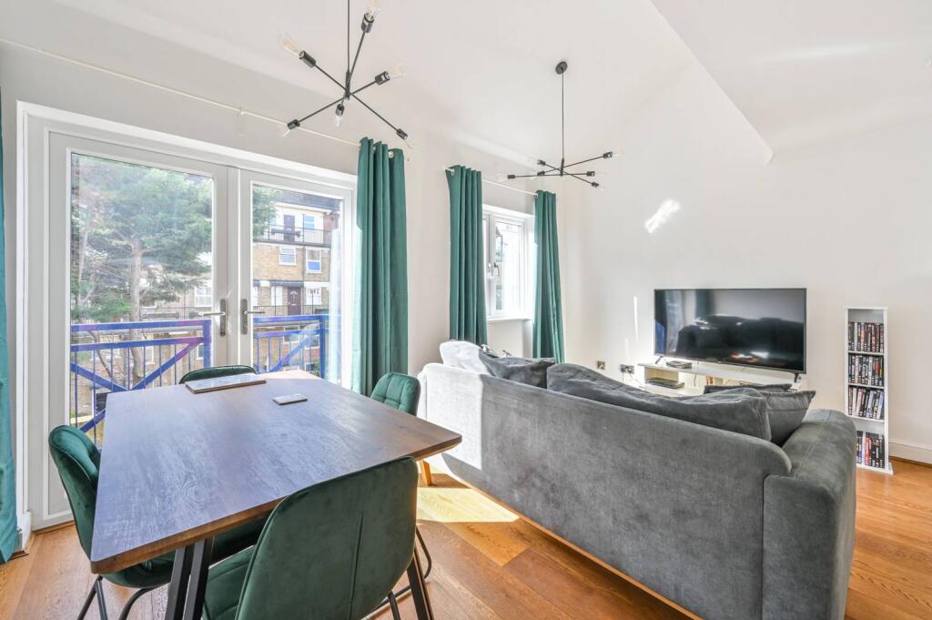 Main image of property: Benson Quay, Wapping, London, E1W