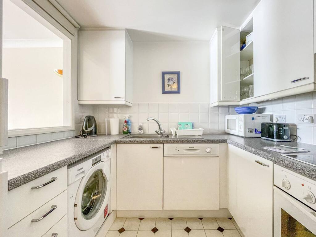 Main image of property: Sirius Building, Wapping, London, E1W