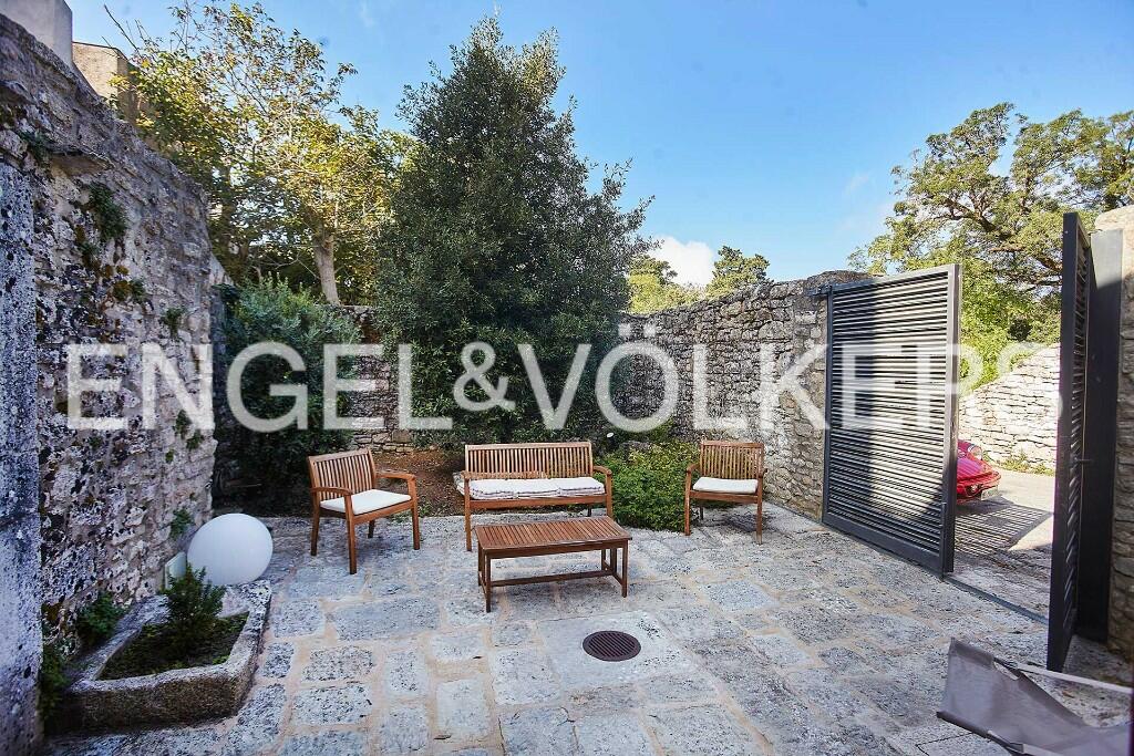 3 bedroom detached house for sale in Erice, Trapani, Sicily, Italy