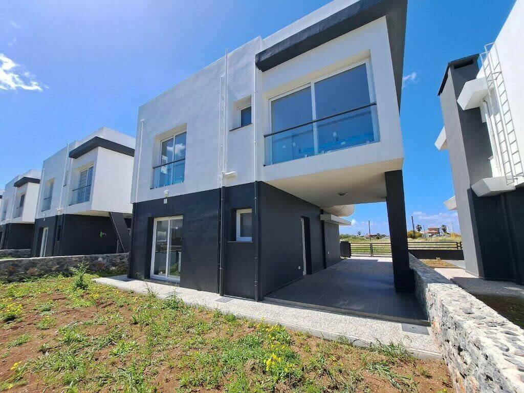3 bedroom detached house for sale in Karsiyaka, Girne, Northern Cyprus