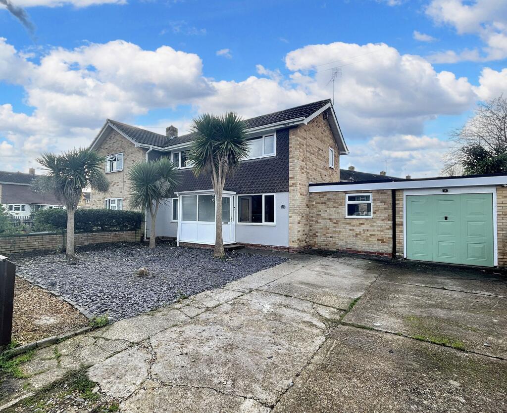 Main image of property: Chaloner Crescent, Dibden Purlieu, SO45