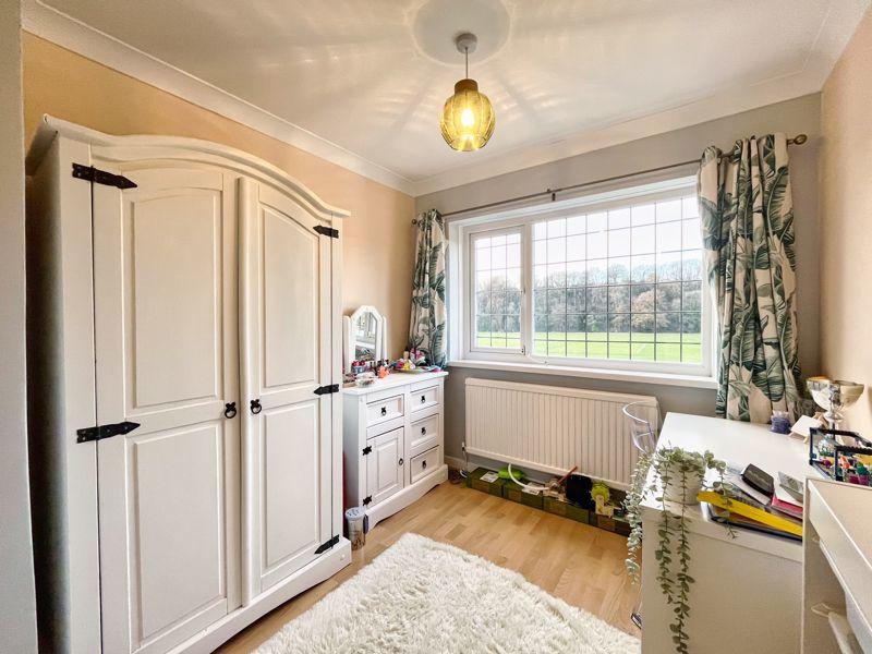 4 bedroom semidetached house for sale in 30 Newbridge Gardens