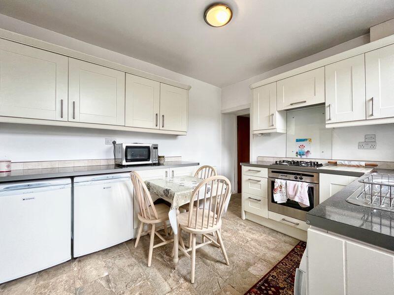 3 bedroom semidetached house for sale in Llwyn Celyn, Bryncethin