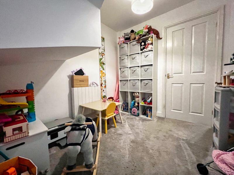 Additional property image - 18 Rhodfa Ceirios, Pen-Y-Fai, Bridgend, CF31 4GG