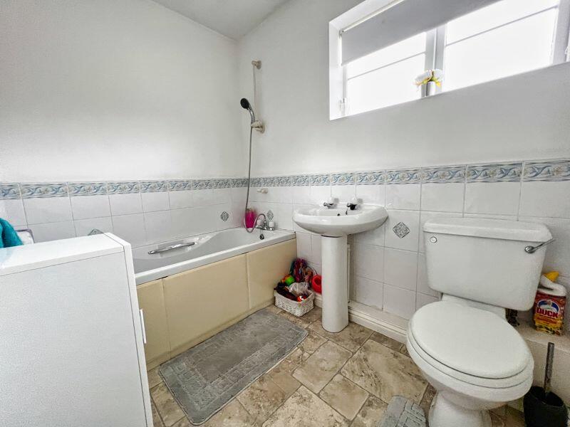 Additional property image - 18 Rhodfa Ceirios, Pen-Y-Fai, Bridgend, CF31 4GG