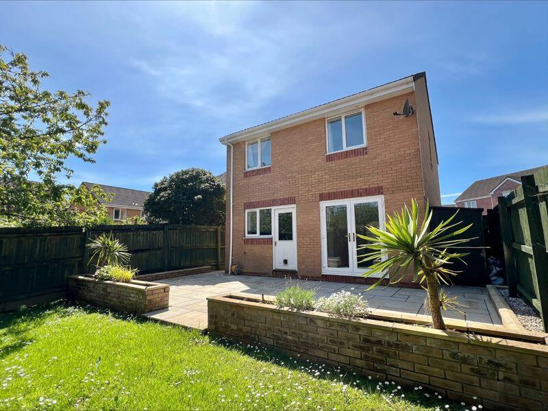 Additional property image - 18 Rhodfa Ceirios, Pen-Y-Fai, Bridgend, CF31 4GG