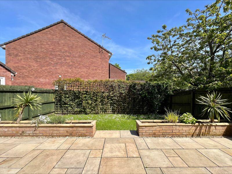 Additional property image - 18 Rhodfa Ceirios, Pen-Y-Fai, Bridgend, CF31 4GG