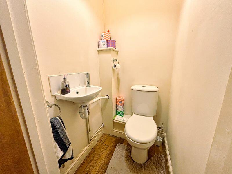 Additional property image - 6 Pentwyn Road, Pencoed, Bridgend, CF35 6SB