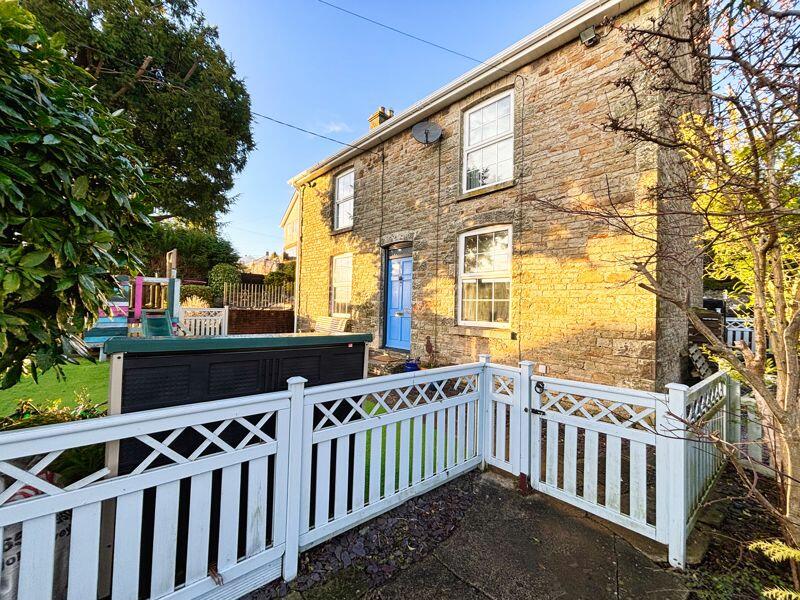 Additional property image - 6 Pentwyn Road, Pencoed, Bridgend, CF35 6SB