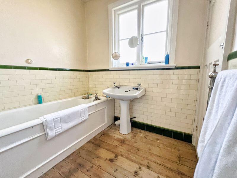 Additional property image - 68 Coity Road, Bridgend, CF31 1LT