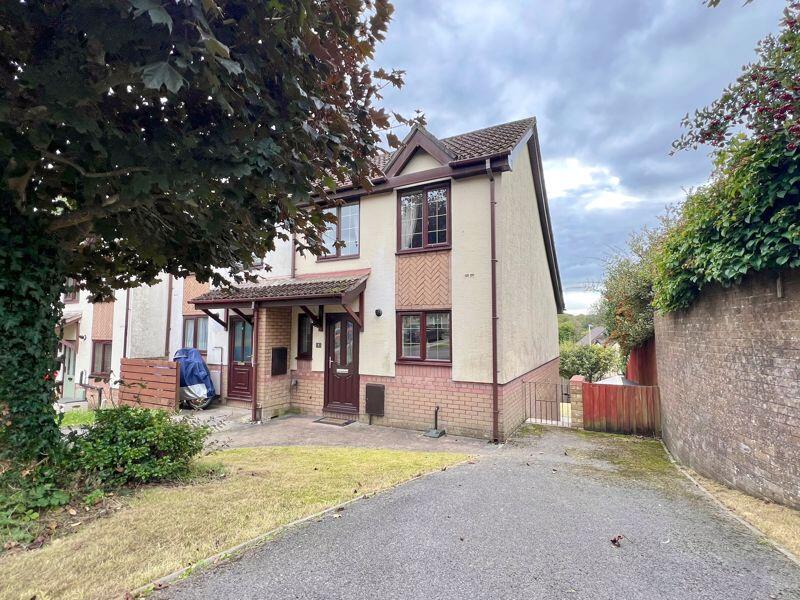 Main image of property: 5 Rowans Lane, Bryncethin, Bridgend, CF32 9LQ