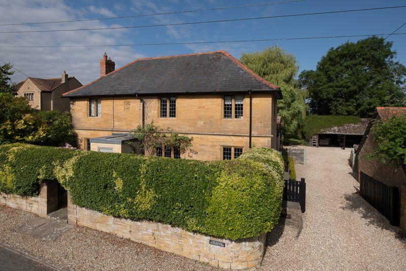 4 bedroom detached house for sale in Martock Road, Long Load, TA10