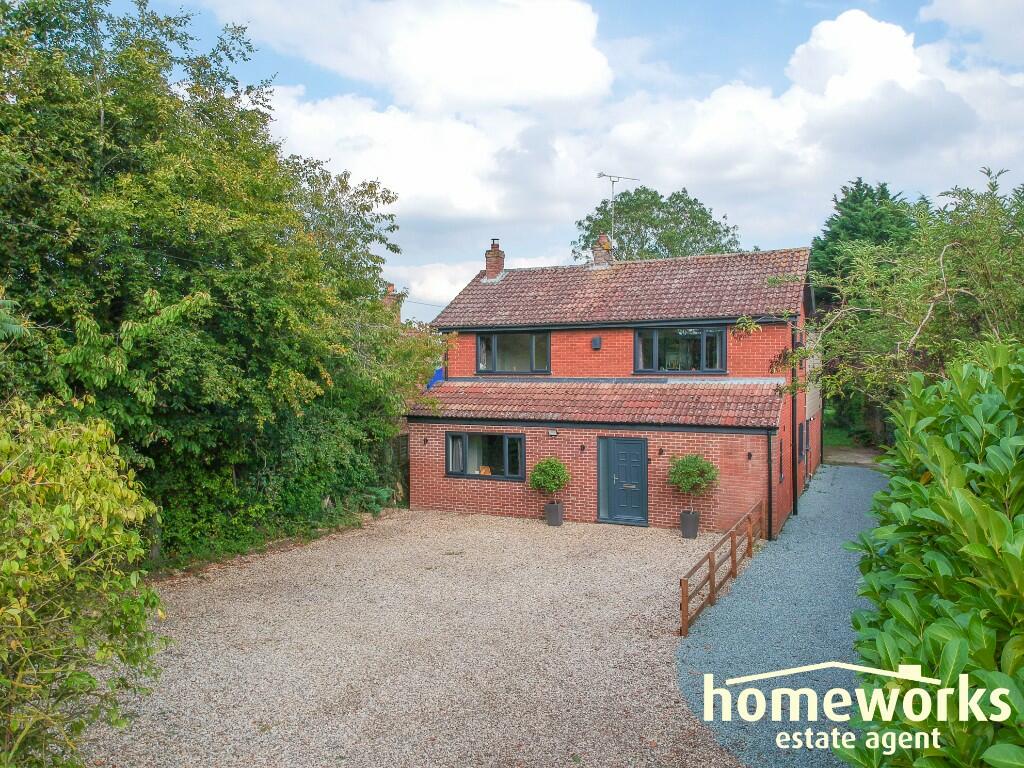 8 bedroom detached house for sale in Castle Acre Road, Swaffham