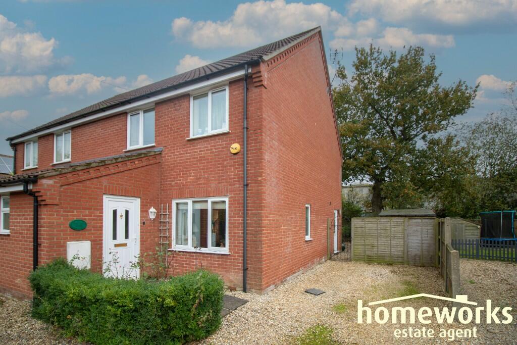 3 bedroom semidetached house for sale in South Green, Dereham, Norfolk