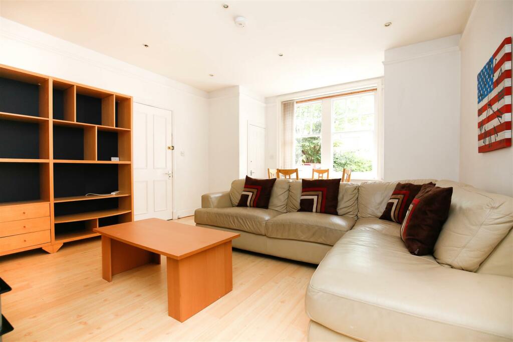 2 bedroom flat for rent in Springbank Road, Sandyford, Newcastle upon Tyne, NE2