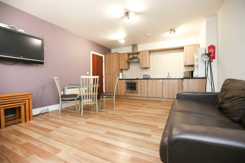 1 bedroom apartment for rent in City Apartments, City Centre, NE1