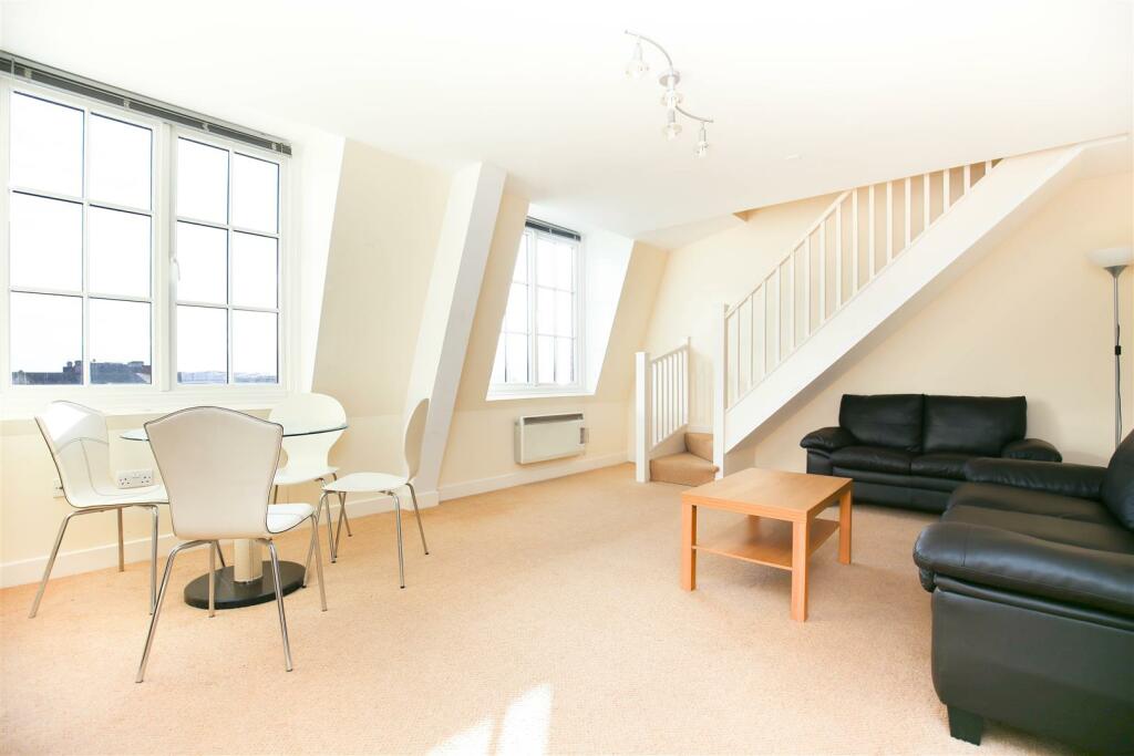 1 bedroom penthouse for rent in Waterloo House, Thornton Street, Newcastle Upon Tyne, NE1