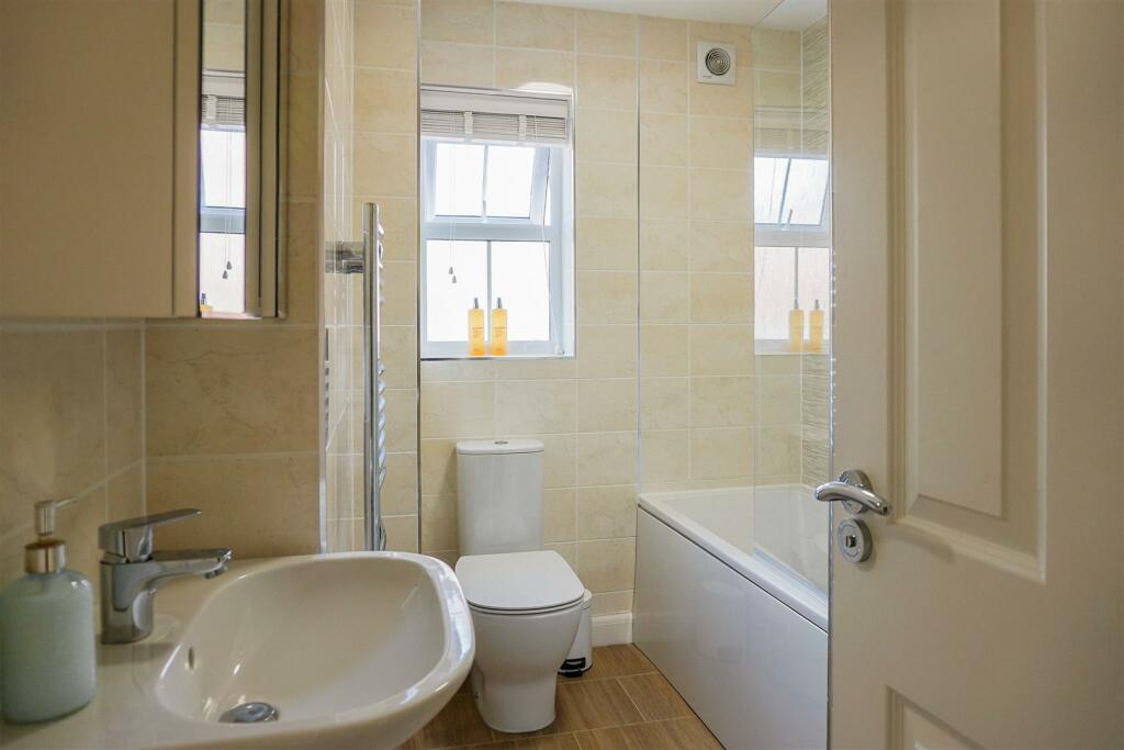 Additional property image - Keepers Meadow, Long Itchington, Southam