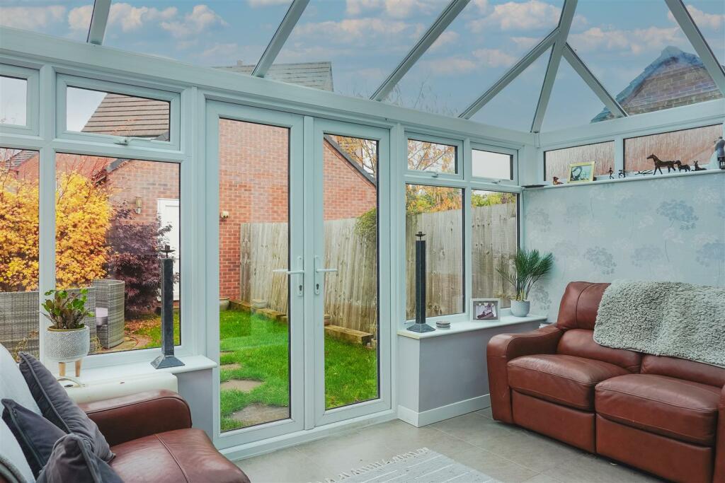Additional property image - Macaulay Road, Bishops Itchington, Southam