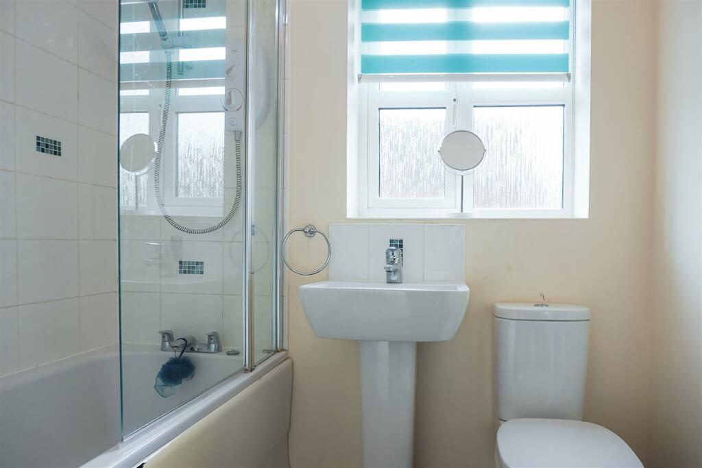Additional property image - Macaulay Road, Bishops Itchington, Southam