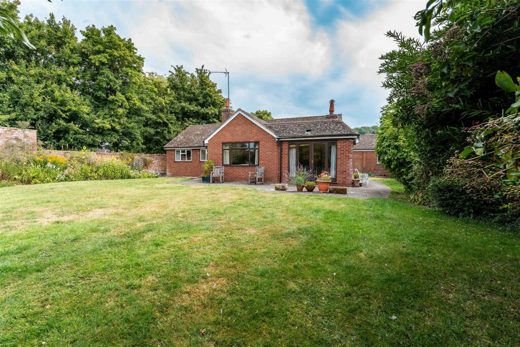 Additional property image - Glebelands, Vicarage Lane, Priors Marston