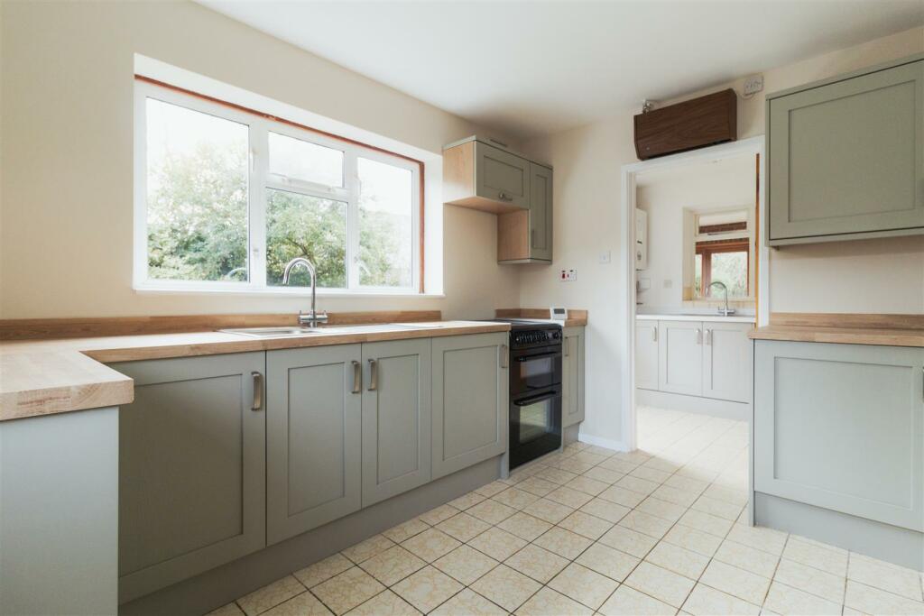 Additional property image - Glebelands, Vicarage Lane, Priors Marston